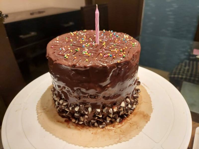CLASSIC CHOCOLATE CAKE